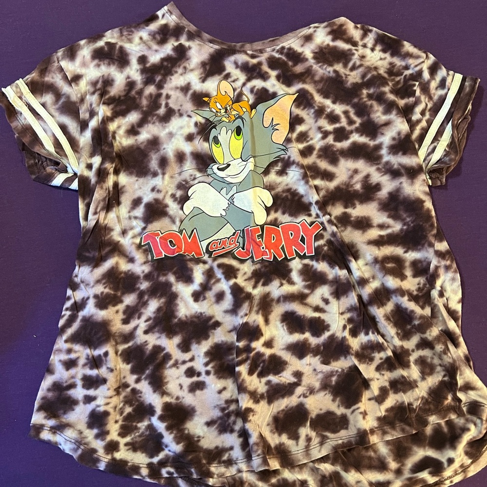Tom and Jerry T-shirt